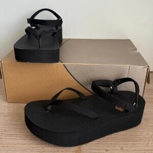 Teva Platform Black Strappy Women Sandals- SZ 7